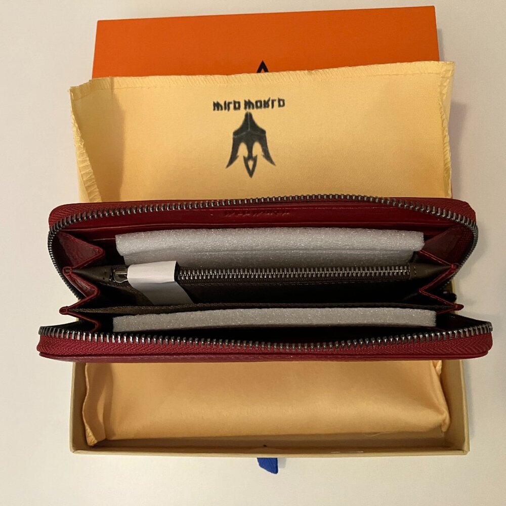 WILD WORLD Designer Genuine Calfskin Leather Zipper Wallet With Gift Box